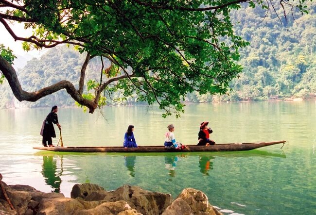 ba be lake 1